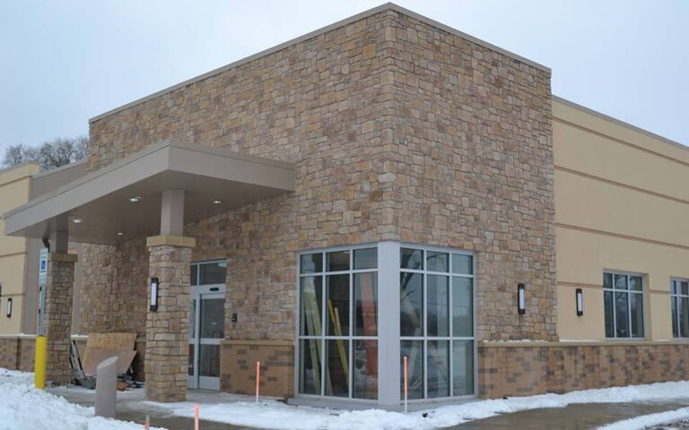 east peoria promethis place c 002 1 768x480