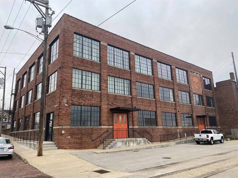 warehouse district c 002 1 768x576